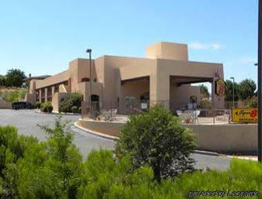 Hotel Super 8 By Wyndham Cottonwood Exterior foto